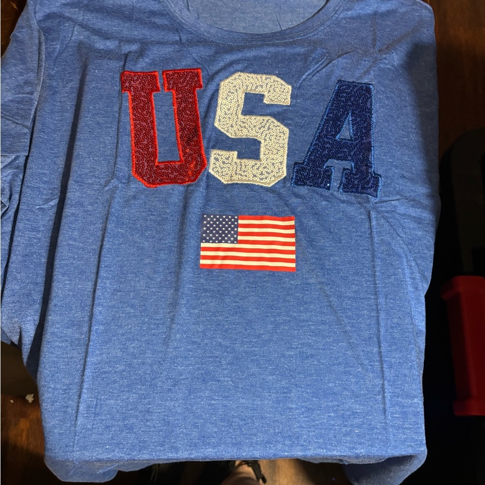 Blue USA Women’s Short Sleeve Shirt NEW XL